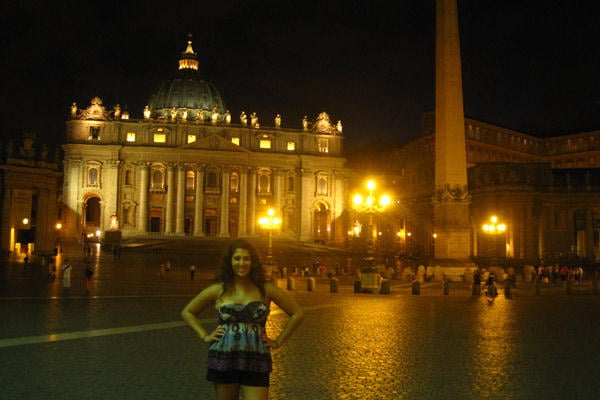 Samantha ready for a night out in Italy!