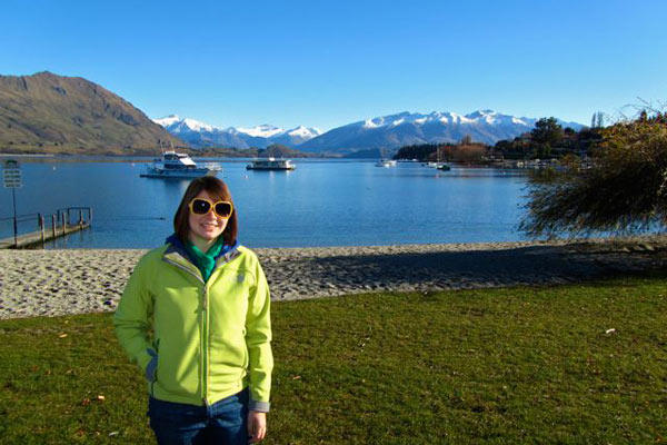 Amanda checking out the South Island town of Wanaka