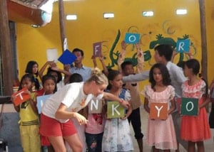Tracey volunteering with kids in Cambodia