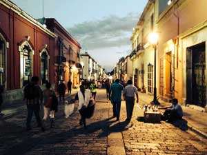 calle alcala at dusk