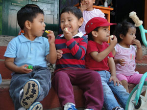 mexico volunteer children