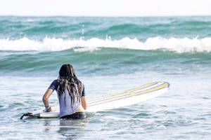 Surfing on Jac ó Beach with Turtle Conservation