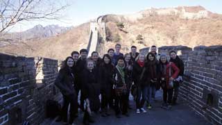 students at great wall