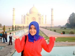 Sara Harda at the Taj Mahal.