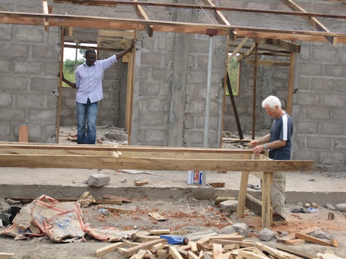 Volunteers building in Ghana