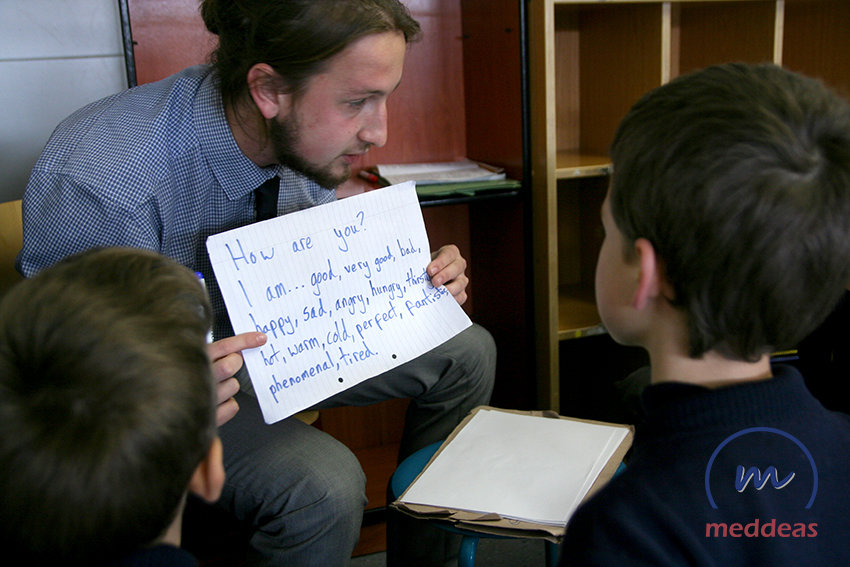 Teach English In Spanish Schools No Fees Go Overseas