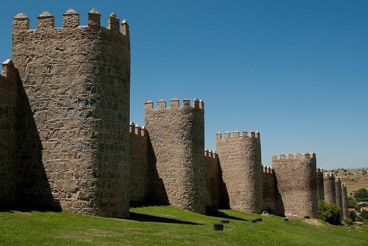 Best Weekend & Day Trips for Study Abroad Students Based in Madrid: Avila