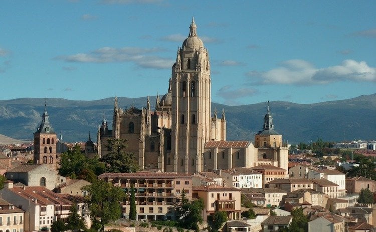 Best Weekend & Day Trips for Study Abroad Students Based in Madrid: Segovia