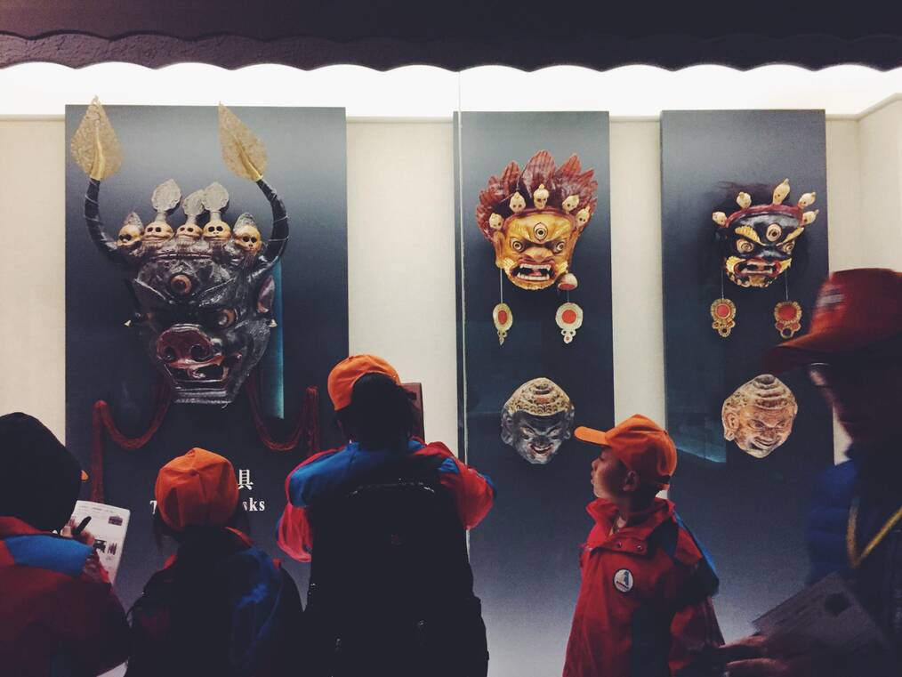 Education Jobs Abroad: Teach the Arts or Another Subject