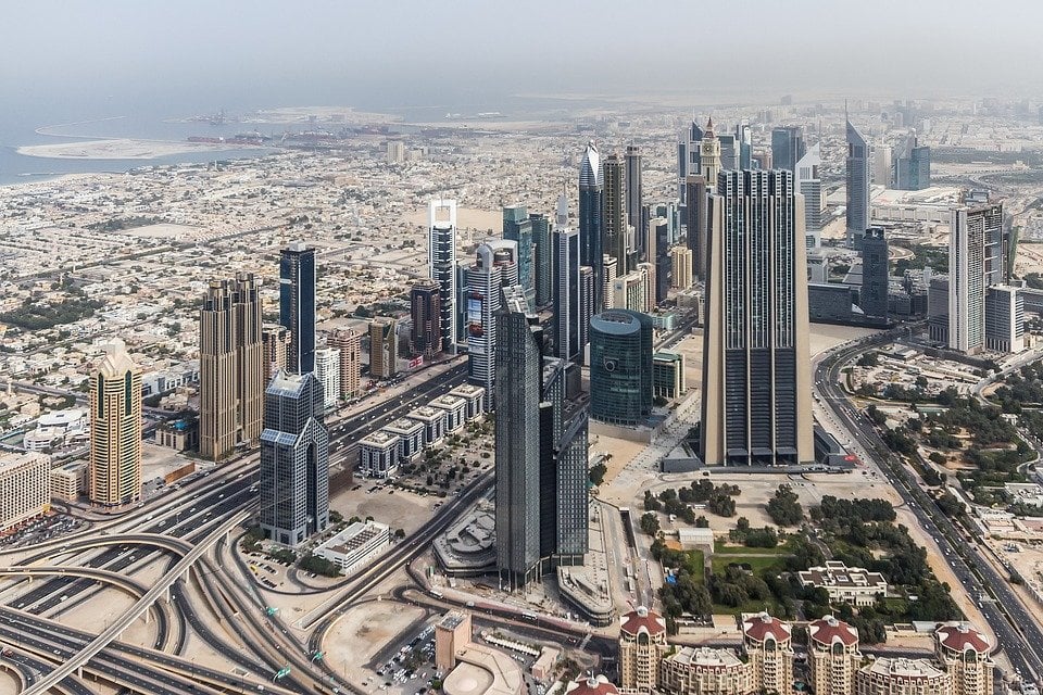 Women Working or Interning in the Middle East: Fair Compenstation