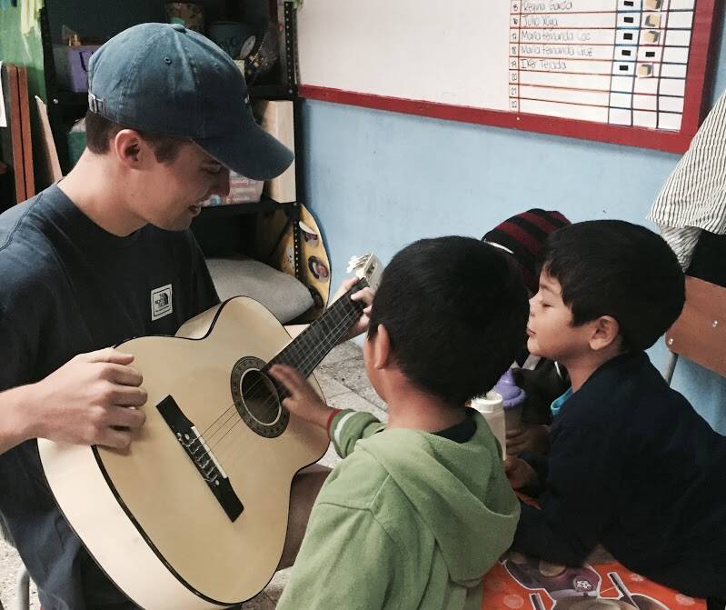 Volunteer Abroad Advice for Introverts: Find the Right Volunteer Program