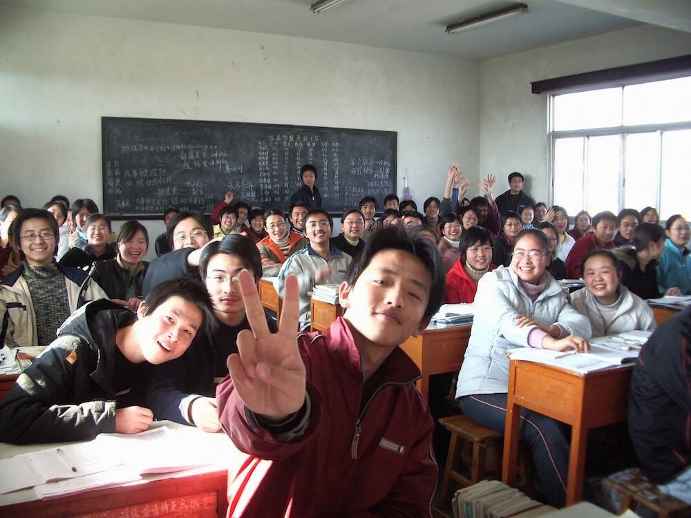 How to Manage a Large Classroom of Students While Teaching Abroad