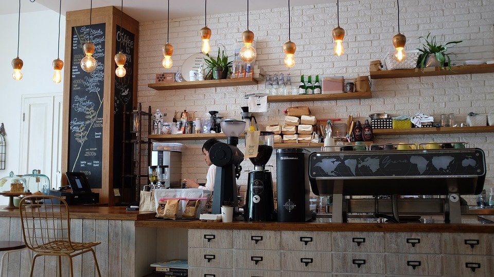 13 Unique Gap Year Jobs Abroad: Bartender or Barista