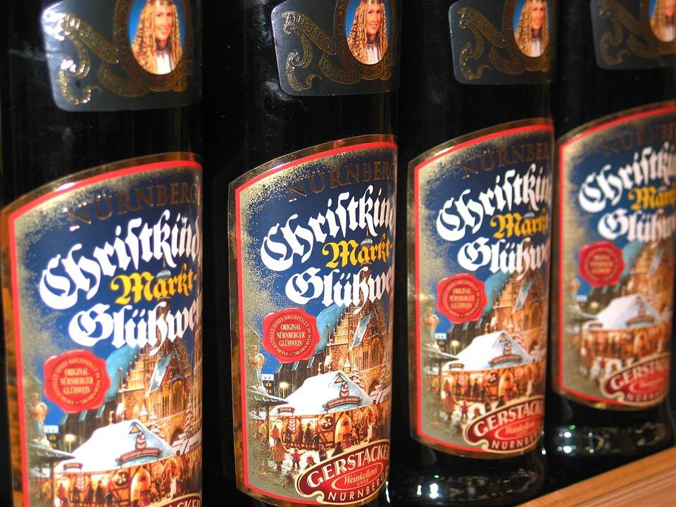 10 Must Try Foods and Drinks When Studying in Germany: Gluhwein