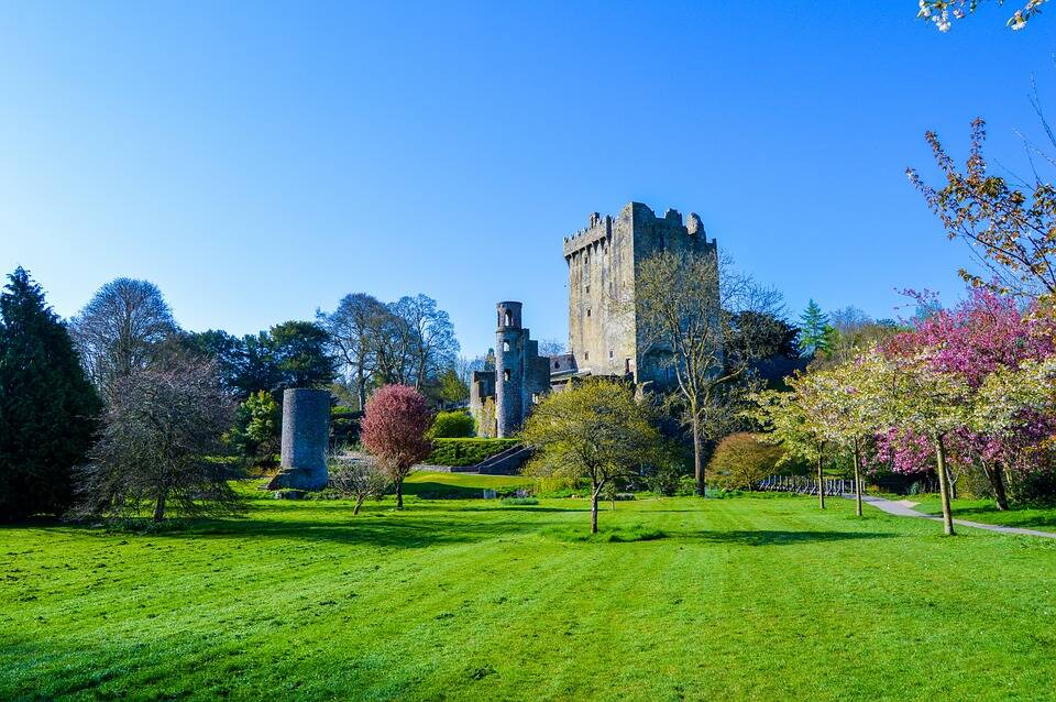 Day & Weekend Trips While Studying Abroad in Dublin: Blarney Castle