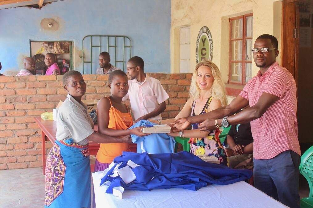 What It's Really Like to Volunteer Abroad -- According to Volunteers!