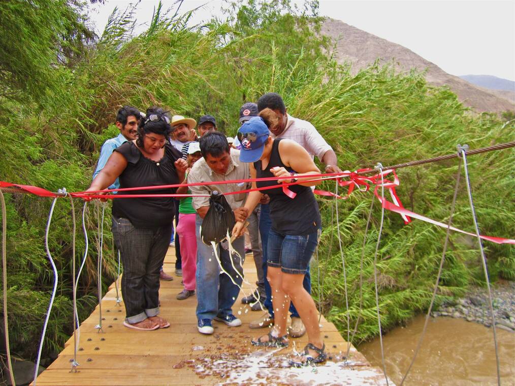 What It's Really Like to Volunteer Abroad -- According to Volunteers! Clean Water Efforts
