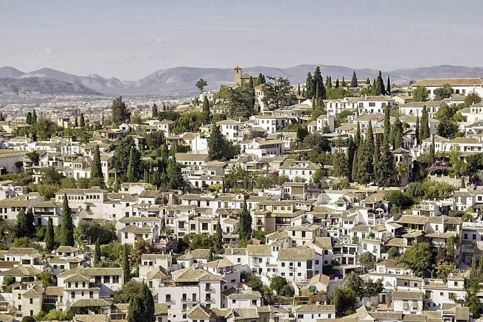 The Best Cities to Study Abroad in Spain: Granada
