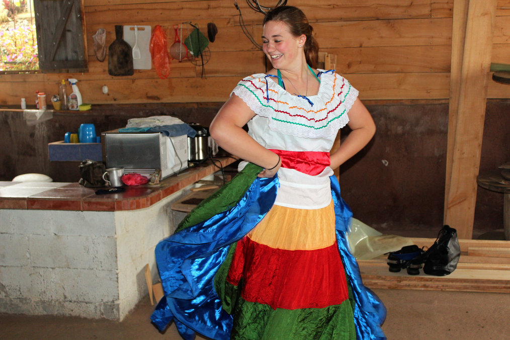 Photo credit: The LEAF Project via Flickr The Pros & Cons of Studying Abroad as a Freshman: New Cultures & Lifestyles