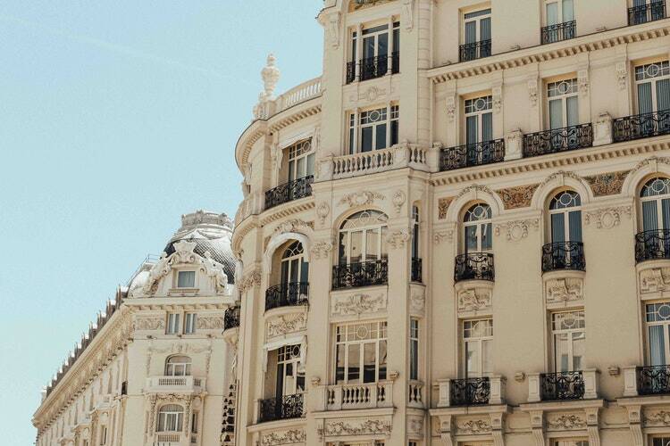 10 Major Don'ts When Studying Abroad in Spain: Don't Live With Other Students from Home