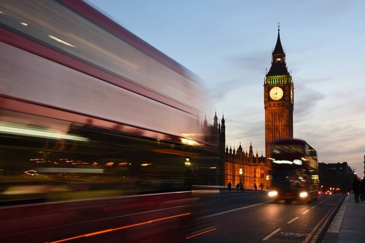 6 Tips to Land a Paid Internship in London
