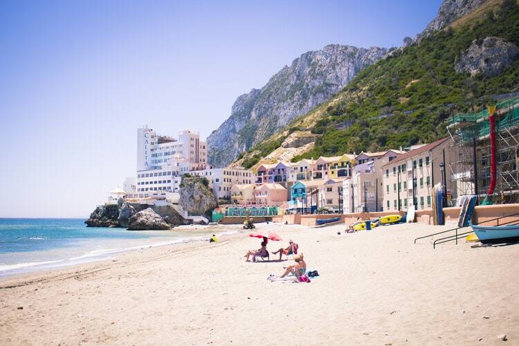 10 Major Don'ts When Studying Abroad in Spain: Free activities and student discounts