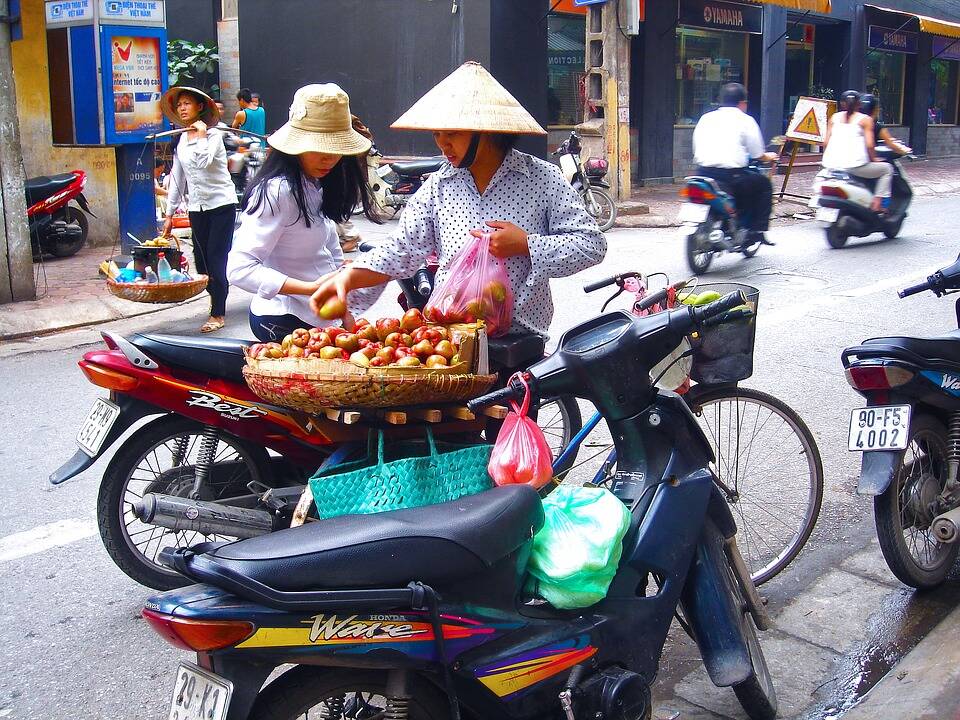 Insider Tips for Teaching English in Vietnam: Start-Up Costs 