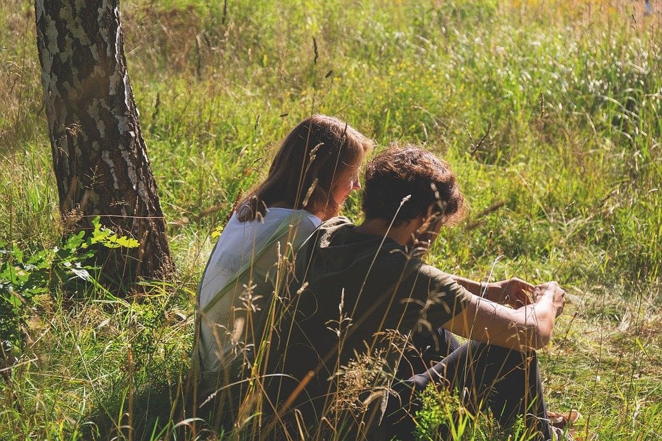 10 Things Not to Do When Dating Locals Abroad: Language