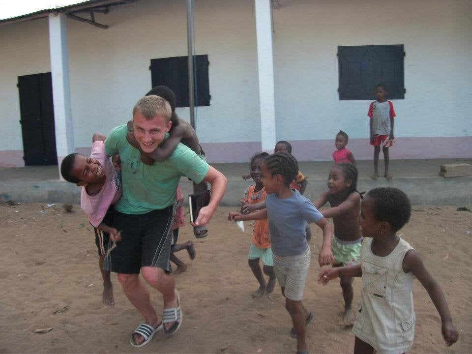 Photo credit: Frontier Official via Flickr How Can You Get a Job Teaching English Abroad?: Prepare