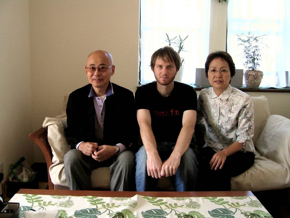 The Pros and Cons of a Homestay Abroad: The Pros