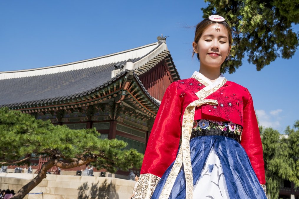 Photo credit: Johen Redman via Unsplash Teaching English in Korea: Comparing EPIK, GEPIK, and SMOE programs