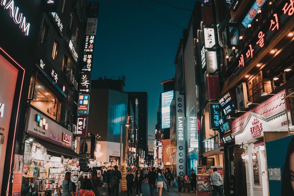 Photo credit: Shawn Ang via Unsplash Teaching English in Korea: Comparing EPIK, GEPIK, and SMOE programs: Payscale