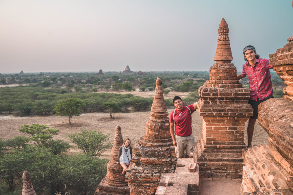 Photo by Cesar, USAC Thailand Alum 10 Reasons to Volunteer Abroad in High School: Immerse Yourself in a New Culture