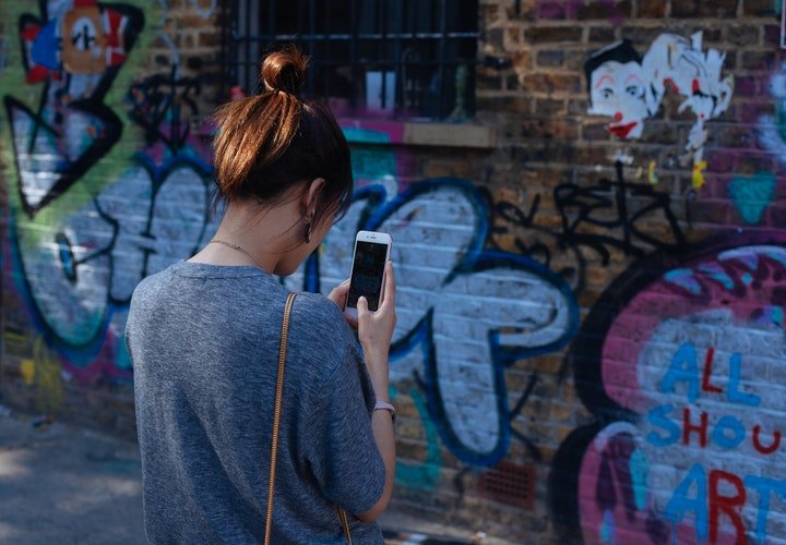 High School Study Abroad: What Parents Need to Know: Keeping in Contact