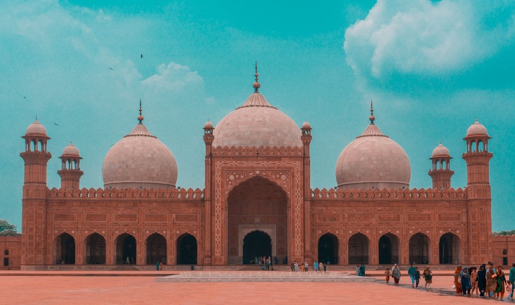 10 Insider Tips for Teaching ESL in the Middle East: Schools