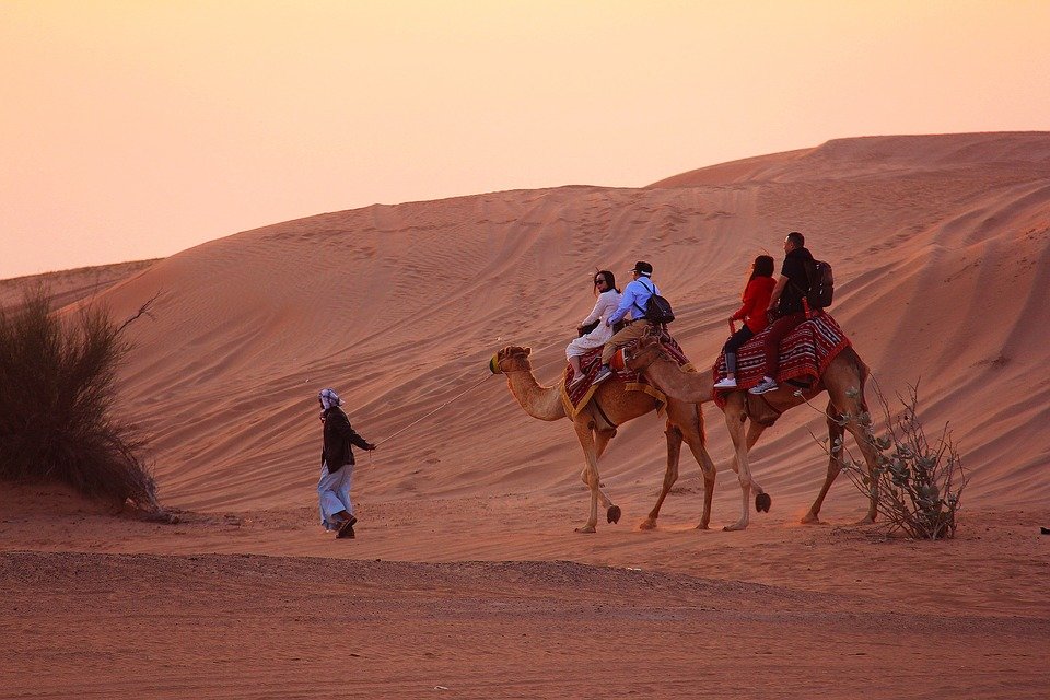 Tips for Women Working or Interning in the Middle East: Don't Dress Like an Outsider