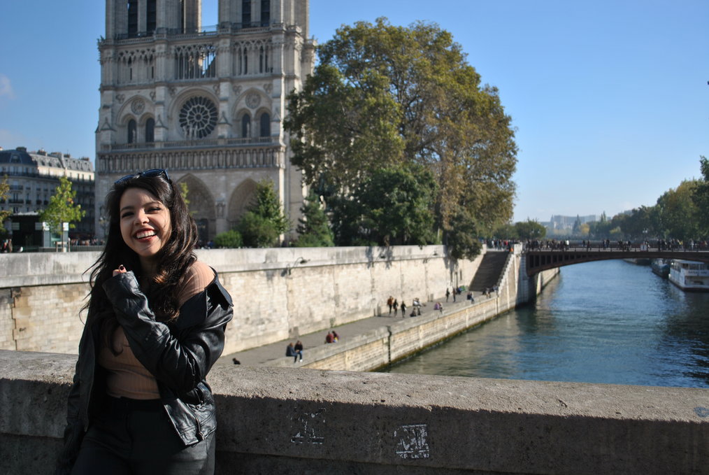 Photo by Cristina, Foundation for International Education London Alum 9 Hacks For Studying Abroad in England: Pay as You Go Phone Plan