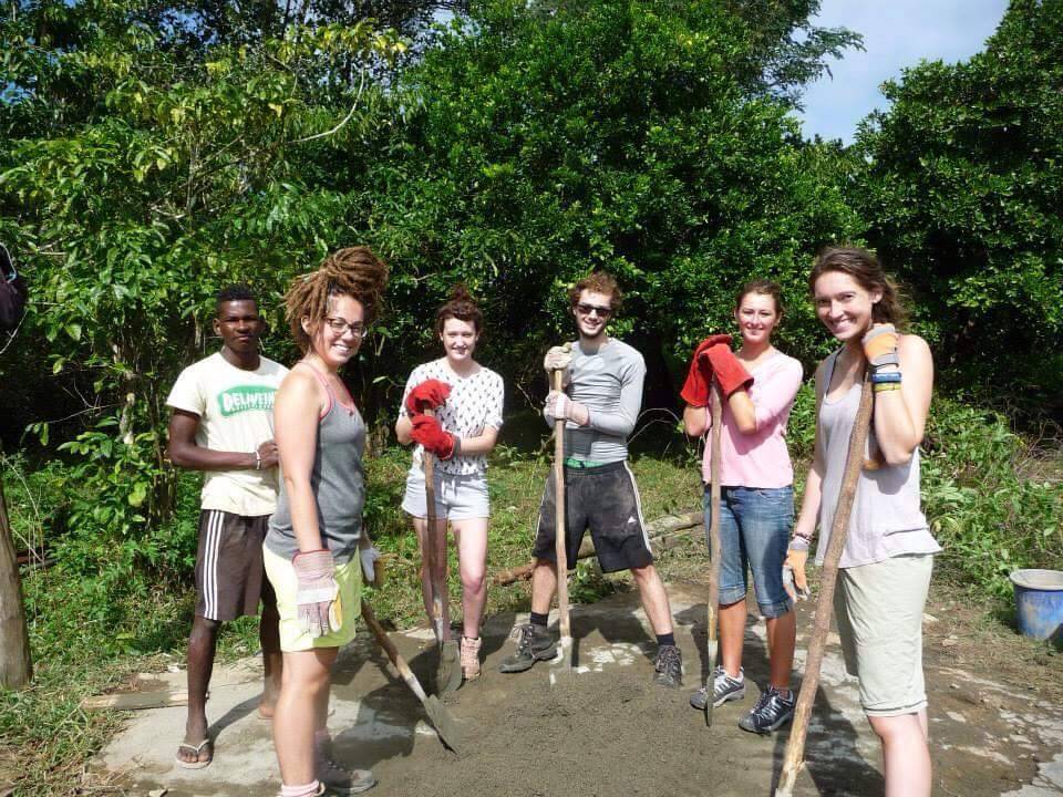  How to Volunteer Abroad in Small Business Development
