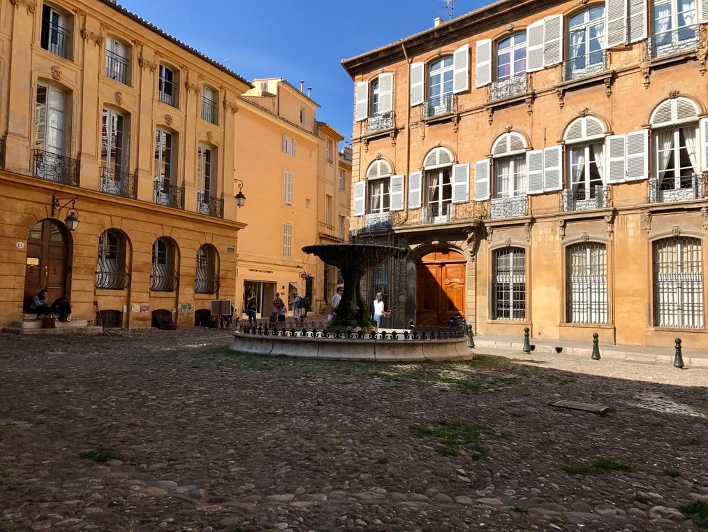 Photo by Emma, CIS Abroad France Alum Where Should I Study French: Paris or Lyon?: Universities