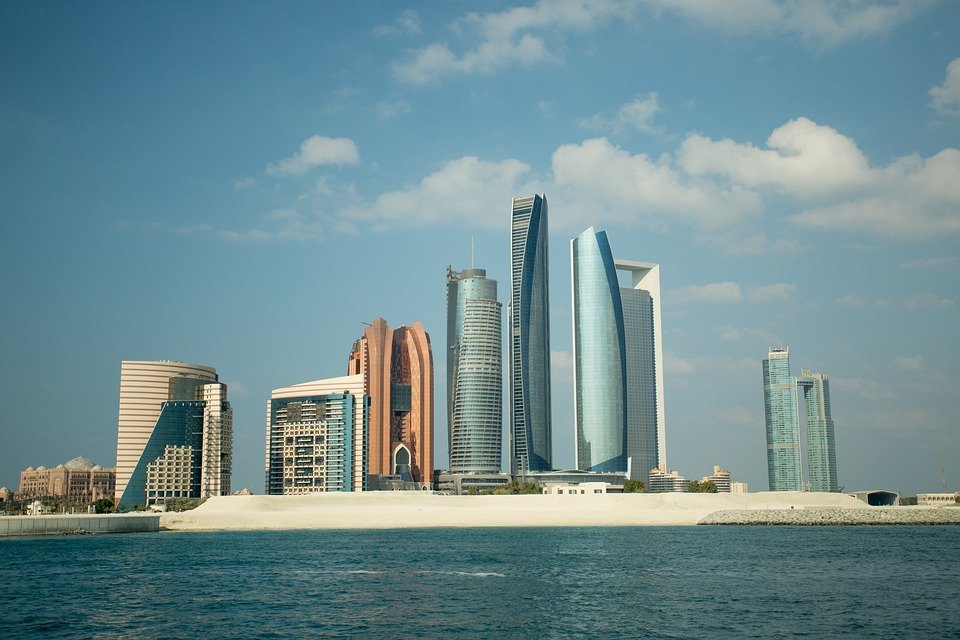 What is the Average Salary for Teaching Abroad in the UAE?: How Much Does it Cost?