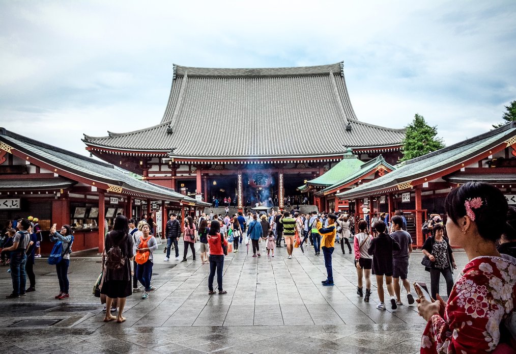 What are the Qualifications to Teach in Japan?: What Other Requirements Are There?