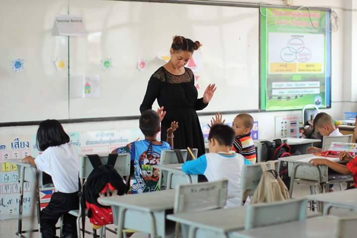 How Much Can You Earn Teaching English in Thailand?: Private Bilingual Schools