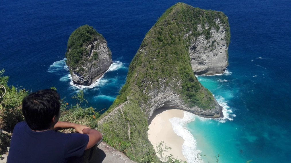 Photo by Carlos, IVHQ Bali Alum 9 Major Life Lessons I Learned Studying Abroad as an LGBT: Take Time to Learn