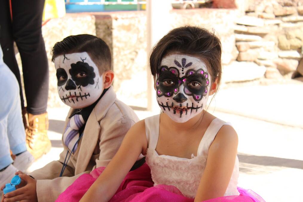 Au Pairing in Mexico - Children dressed for Halloween