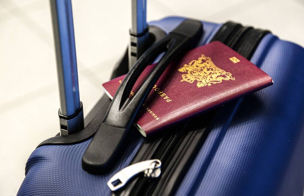 What to Pack for Teaching in Asia - Hero