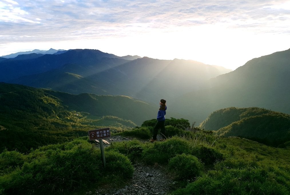 Au Pair in Taiwan - Woman Hiking in Taiwan
