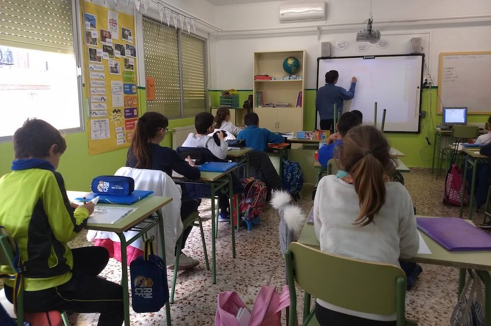 How to Teach Abroad - Alyssa C., ConversaSpain Teach English in Spain