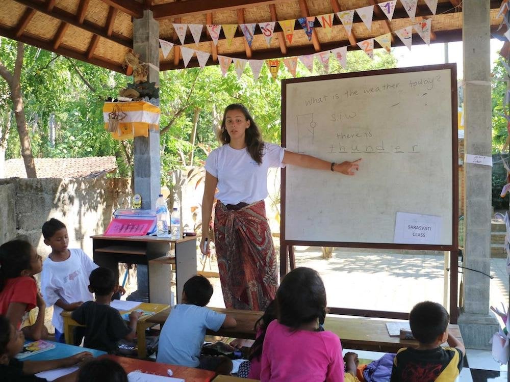 How To Become An International School Teacher: Guidelines To Develop Skills, Knowledge And Practice - Education Today News