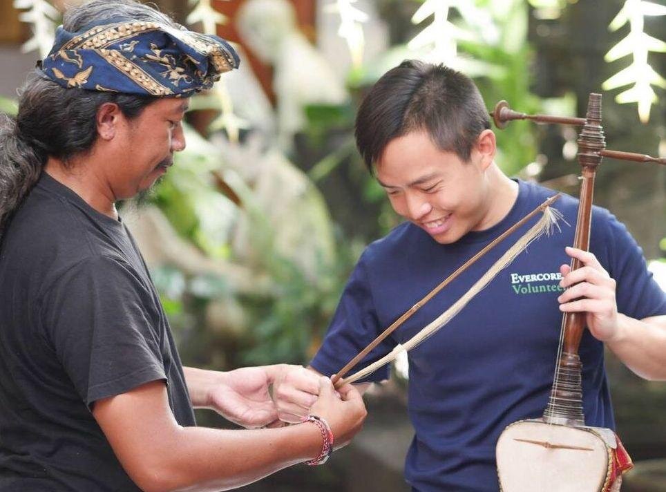 Paid volunteer work picture