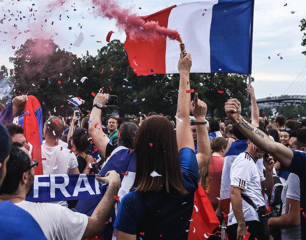 How to Study Abroad in France on a Budget: Get Ready!